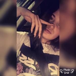 Meet your Posher, Abbie